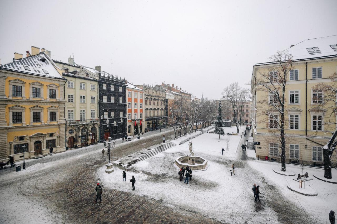 View On Rynok Square Apartments Lviv Kültér fotó